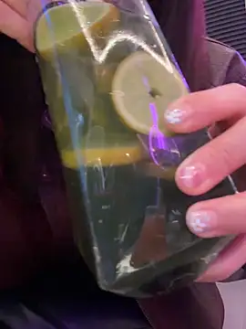 ZJbaby online show from April 6, 1:45 pm