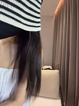 ZJbaby online show from June 1, 1:55 pm
