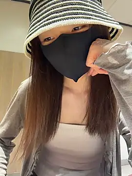 ZJbaby online show from April 25, 2:14 pm