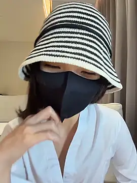 ZJbaby online show from May 29, 2:23 pm