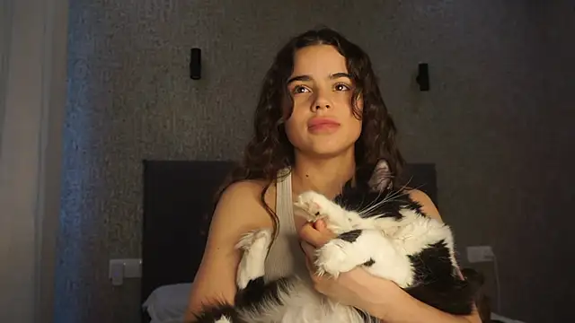 linclars online show from March 28, 1:12 pm