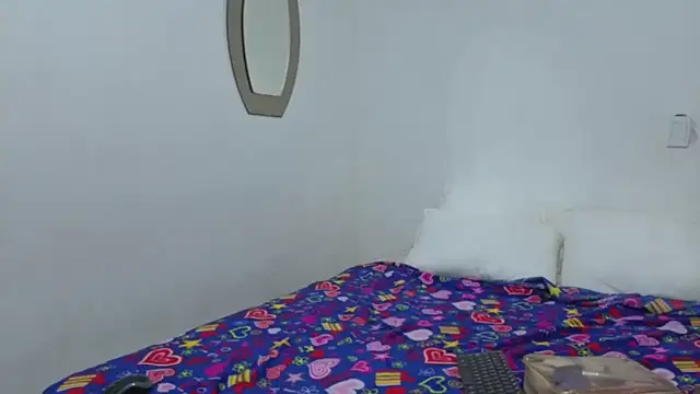 IsabelaAcosta online show from May 29, 8:26 pm