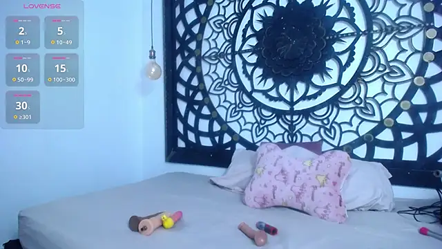 Snapshot of salome_willianss chatting on February 25, 1:44 pm salome willianss online show from February 25, 1:44 pm