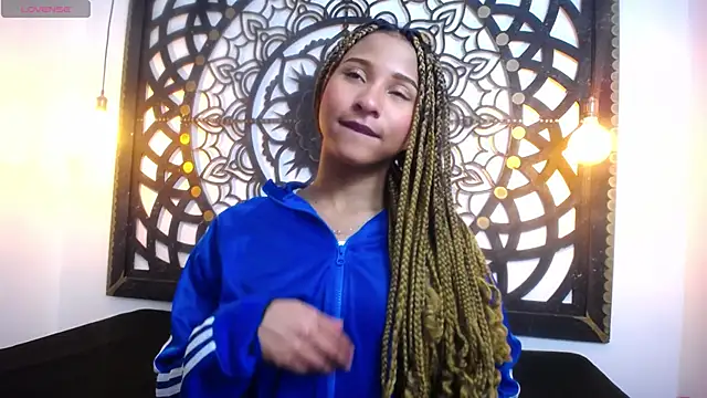 Snapshot of salome_willianss chatting on February 10, 12:59 pm salome willianss online show from February 10, 12:59 pm