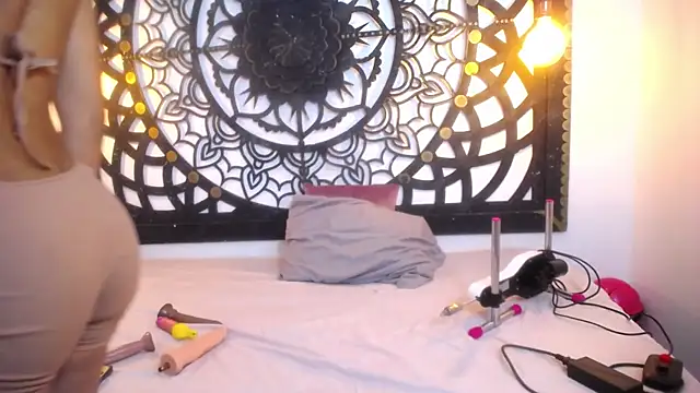 Snapshot of salome_willianss chatting on February 17, 1:41 pm salome willianss online show from February 17, 1:41 pm