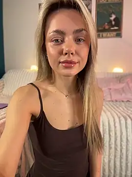 Kylie Mystic online show from March 5, 4:20 am