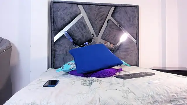 Liam saint online show from February 12, 12:16 pm