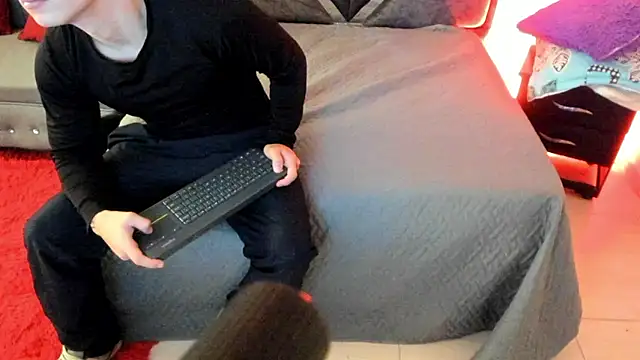 Liam saint online show from January 14, 12:09 pm