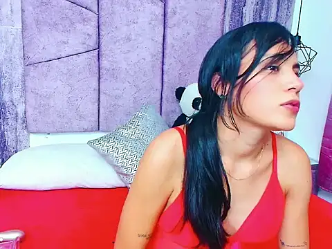 Snapshot of AlahiaEvansz chatting on February 13, 2:55 am AlahiaEvansz online show from February 13, 2:55 am