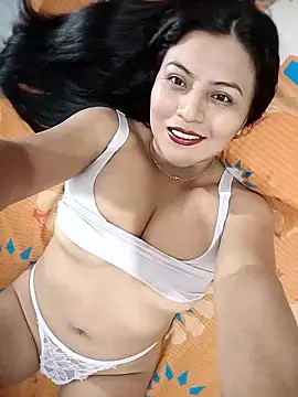 Laura-2026 online show from January 11, 4:19 am