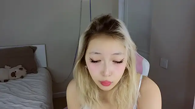 jasmilee online show from March 5, 7:32 pm