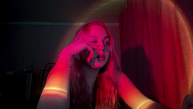 ZoraDearmon online show from January 6, 9:19 pm