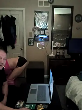 Daddyngirl69169 online show from February 19, 7:16 am