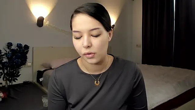 m1sss1nful online show from April 4, 4:08 am