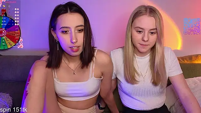 Mimipaws online show from February 28, 8:30 pm