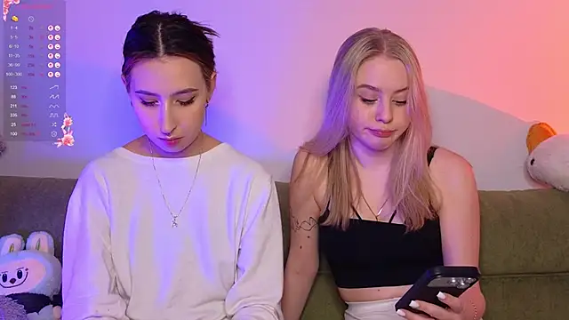 Mimipaws online show from February 1, 8:18 pm