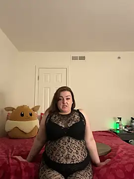 KittyCreamKisses online show from April 16, 7:20 am