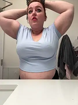 KittyCreamKisses online show from February 9, 5:38 am