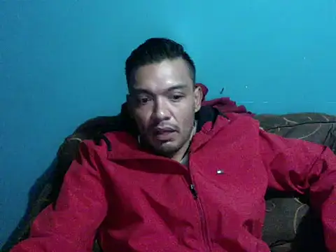 latinomoreno95 online show from January 17, 2:04 am