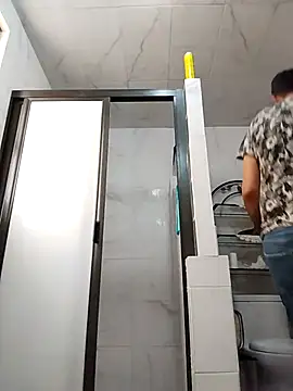 latinomoreno95 online show from January 31, 7:34 pm