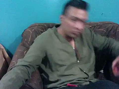 latinomoreno95 online show from July 16, 1:35 am