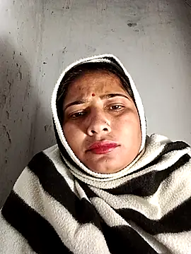 Punam sing online show from January 10, 1:12 am