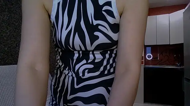 Amanda Luxe online show from February 6, 3:13 am