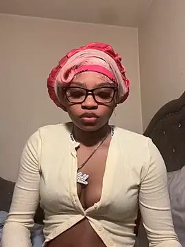 Snapshot of cumforyannna chatting on May 22, 9:24 pm cumforyannna online show from May 22, 9:24 pm