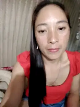 Snapshot of muamua99 chatting on May 18, 10:14 pm muamua99 online show from May 18, 10:14 pm