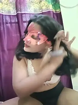 Snapshot of Aanurani chatting on May 29, 12:44 pm Aanurani online show from May 29, 12:44 pm