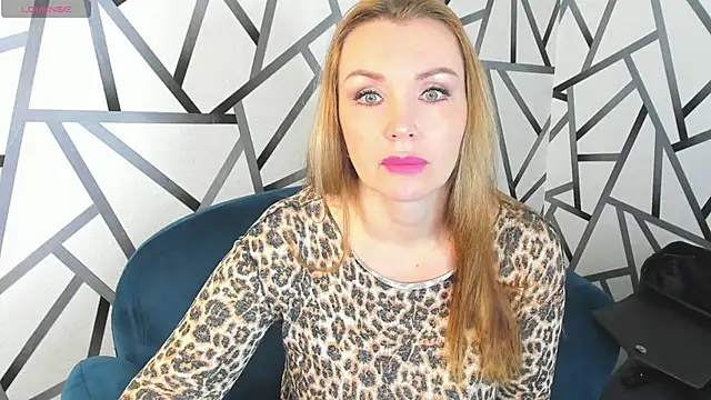 Marie Hayes online show from January 11, 1:01 am