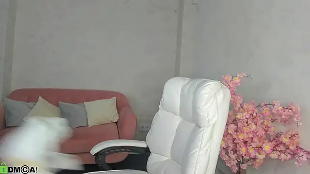 Marie Hayes online show from May 31, 1:11 am