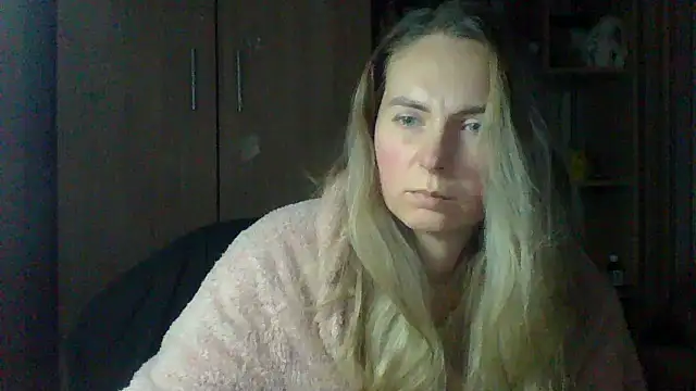 VikiLove765 online show from February 4, 8:48 pm