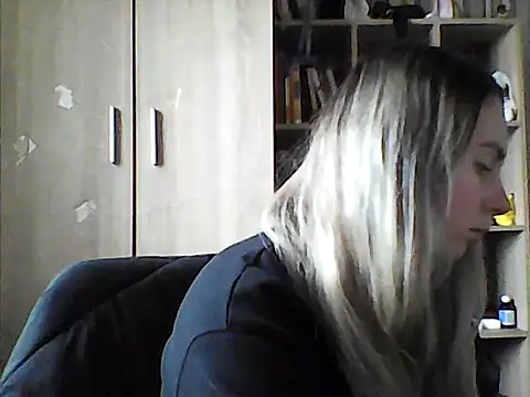 VikiLove765 online show from January 11, 11:06 am