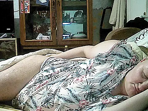 nataly4560 online show from April 28, 1:15 am