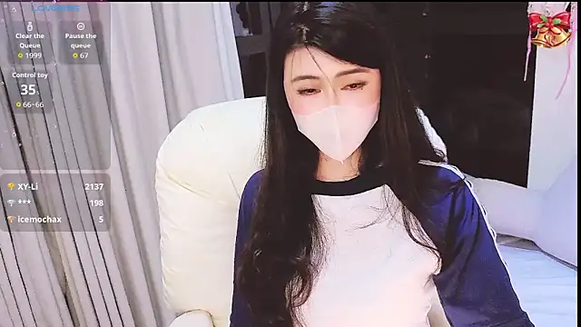 1-Emma-1 online show from May 25, 3:11 pm