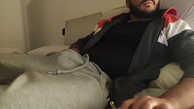 Reb born89 online show from February 9, 6:17 pm