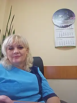 AliceStar333 online show from January 8, 9:15 am