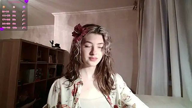 Dia DeAmas online show from March 16, 3:37 pm