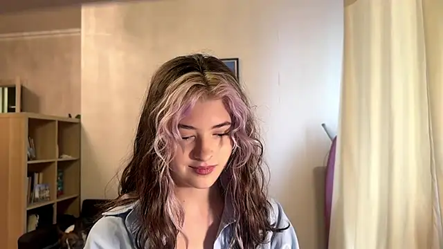 Dia DeAmas online show from April 22, 11:17 am