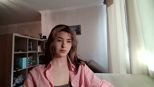 Dia DeAmas online show from March 13, 9:25 am