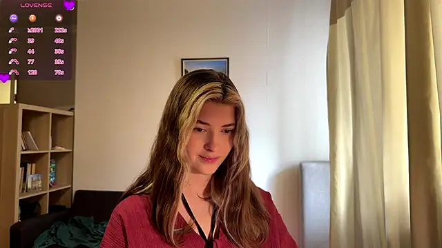 Dia DeAmas online show from May 18, 1:05 pm