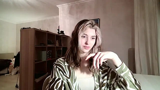 Snapshot of Dia_DeAmas chatting on February 12, 3:01 pm Dia DeAmas online show from February 12, 3:01 pm