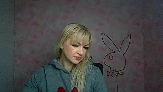 Madonna Fire online show from March 18, 1:24 pm