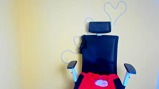 Madonna Fire online show from April 16, 1:01 pm