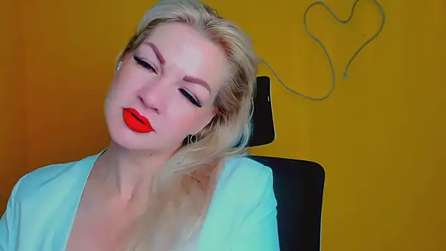 Madonna Fire online show from May 18, 5:56 am