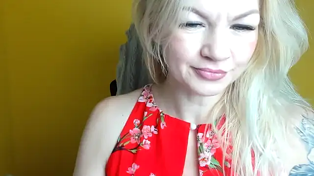 Madonna Fire online show from February 19, 1:30 pm