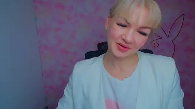 Madonna Fire online show from March 1, 6:46 am