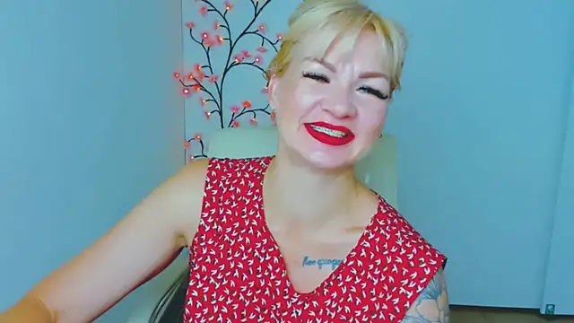 Madonna Fire online show from June 28, 6:09 am