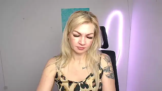 Madonna Fire online show from April 5, 5:47 am